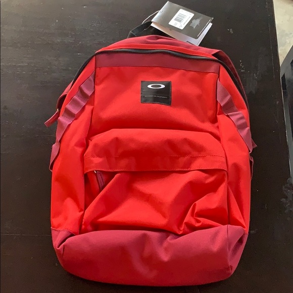 Oakley backpack - Picture 2 of 2